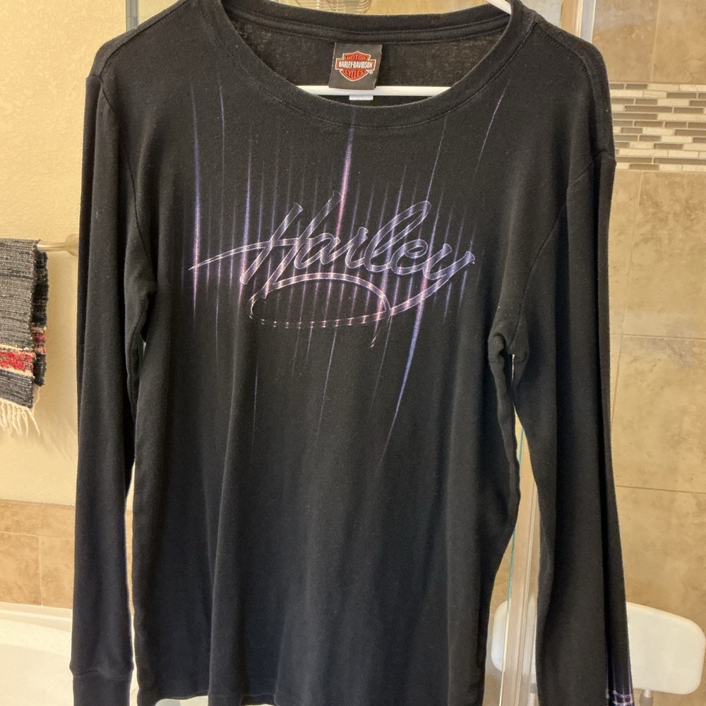 Harley-Davidson Black Tee with Subtle Stripes